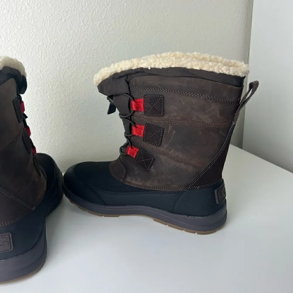 Ugg Bellemore Weather size 4 Kids